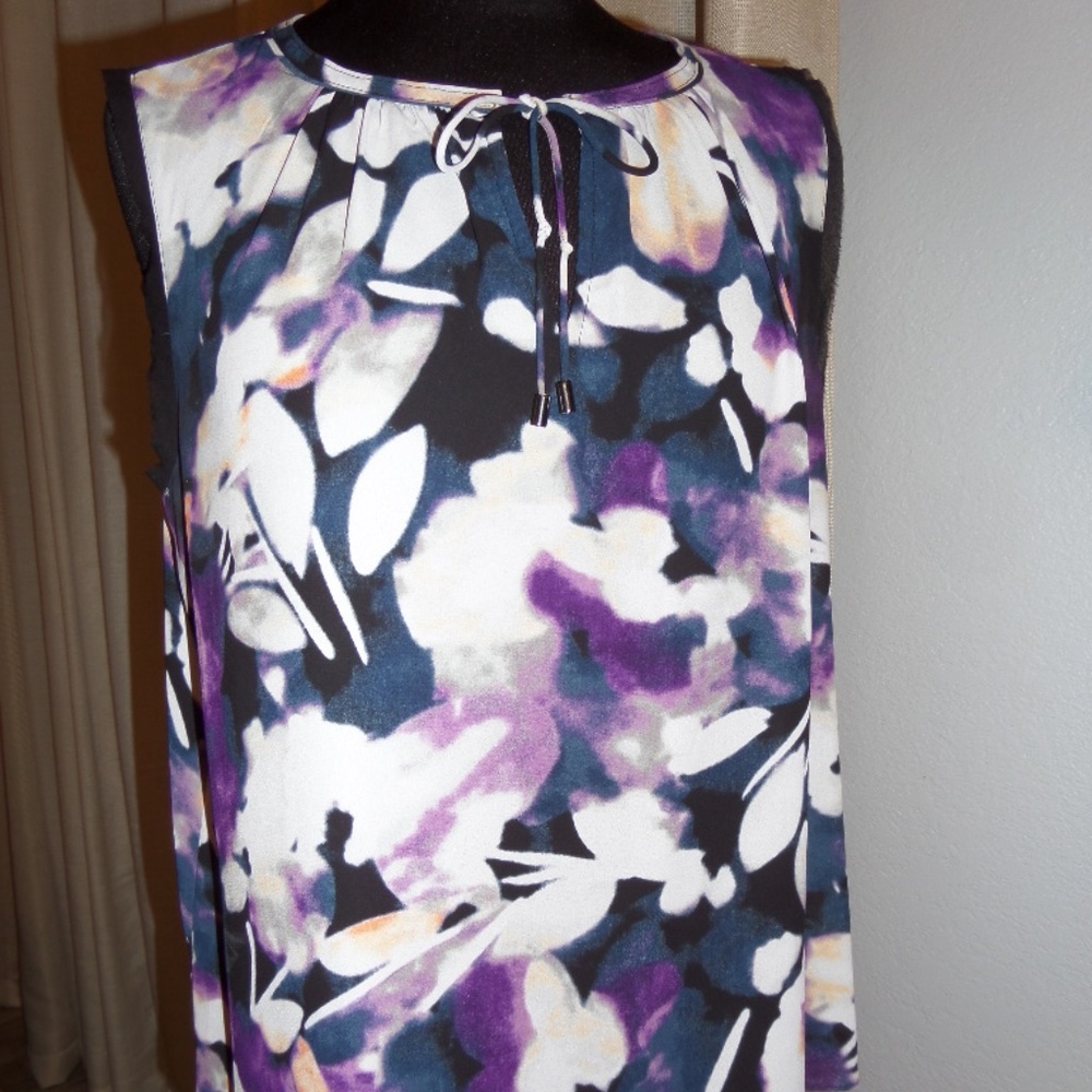 🌵SIMPLY VERA WANG blouse sleeveless Size P XL🌵